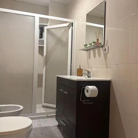 Quarto em Acomodações Particulares Bica *